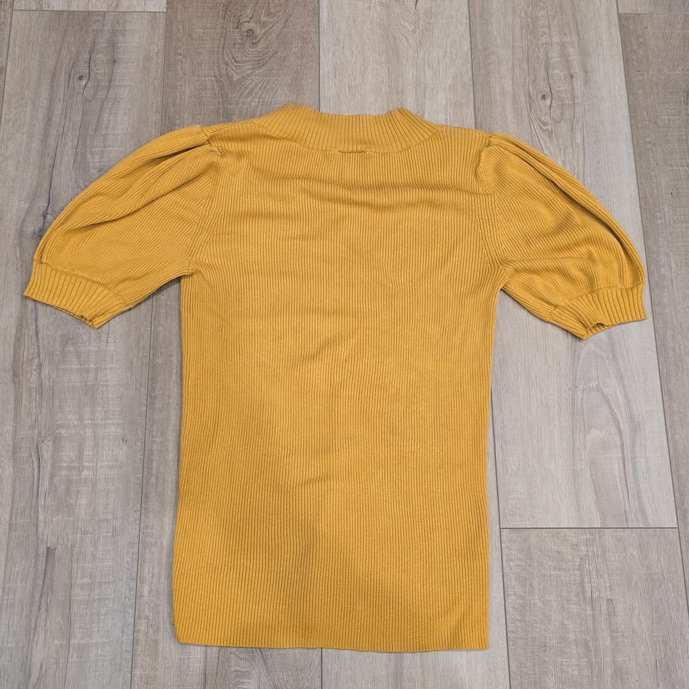 Mustard Yellow ANN TAYLOR Puff Sleeve Top - Picture 5 of 5
